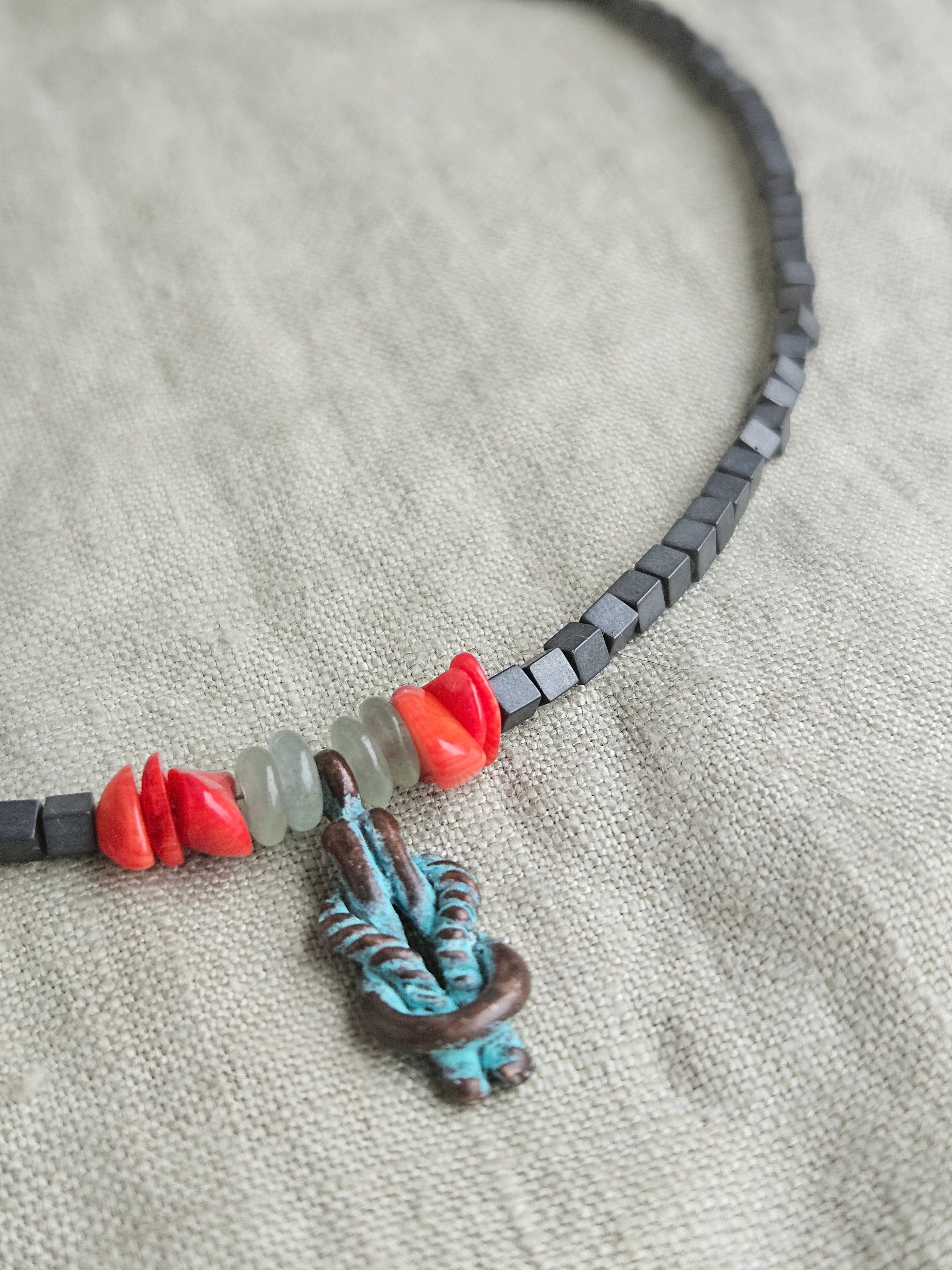 Hematit negru, coral si aventurin