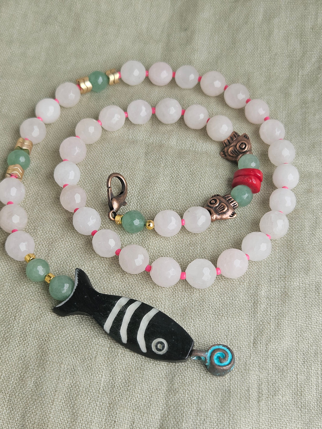 Cuart roz, aventurin, coral si cupru