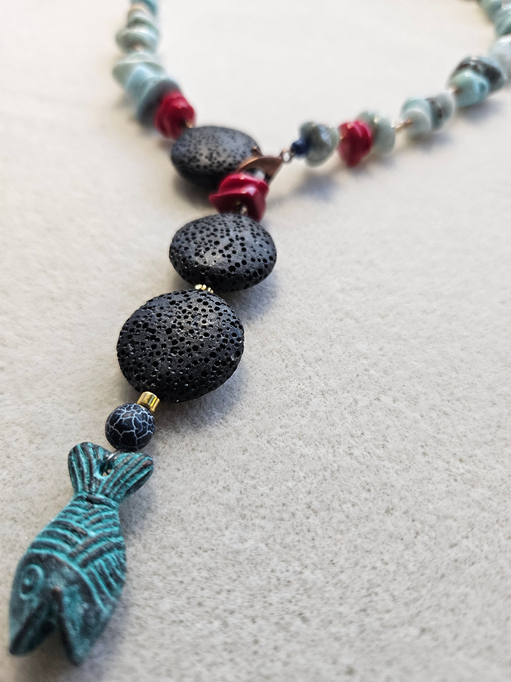 Larimar, lavastone, coral si cupru