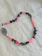 Quart fumuriu, margele Myiuki si os