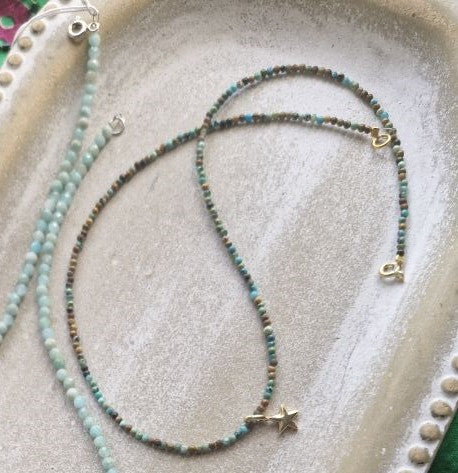 Turquoise necklace with copper details