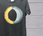 Eclipsa -Tricou pictat manual