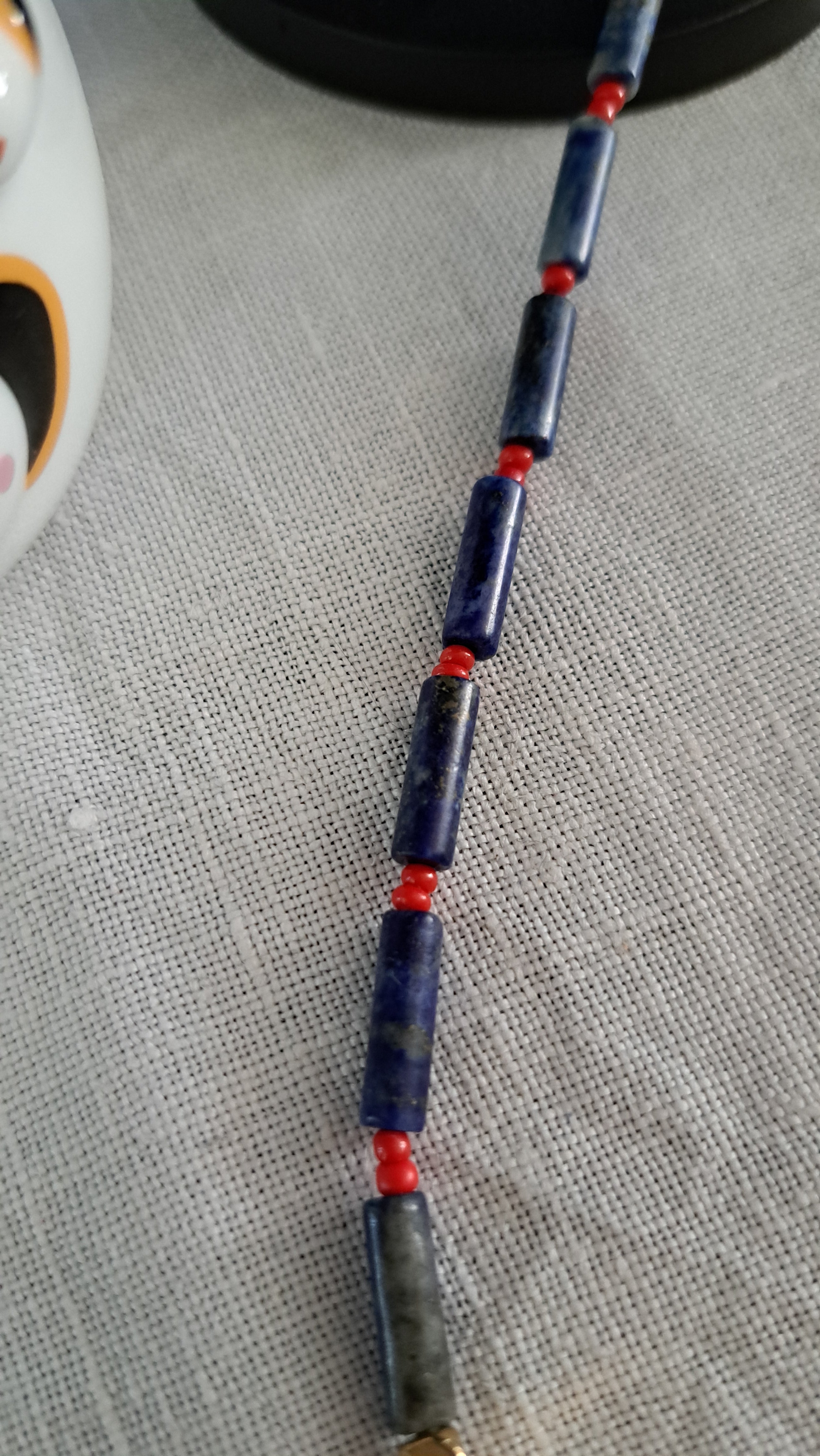 Lapis lazuli necklace with hematite details