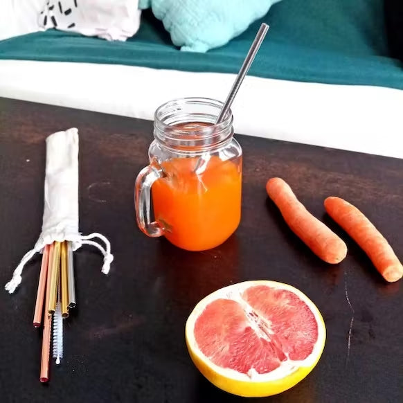 Reusable stainless steel straw set