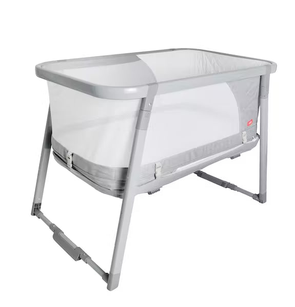 Foldable crib convertible into a playpen for children, 0-2 years